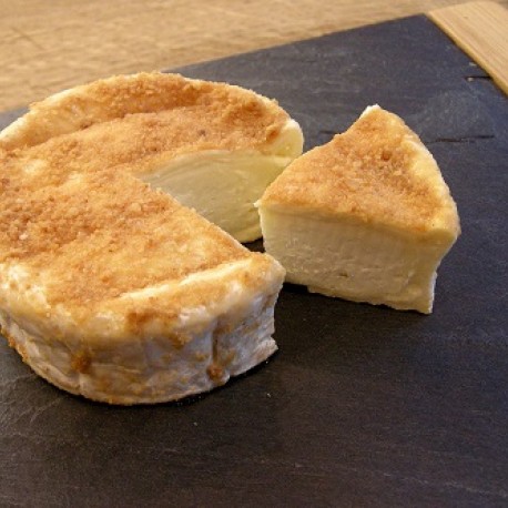 Small Camembert refined with Calvados